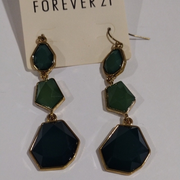 2/$30 Forever 21 Gold tone Green Drop Dangle Earrings - Women's Fashion Jewelry - Picture 3 of 8